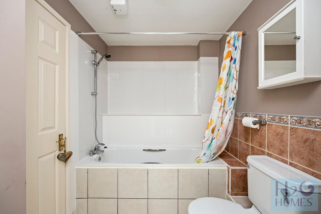The Strand, Soveriegn Court, Flat 65-014