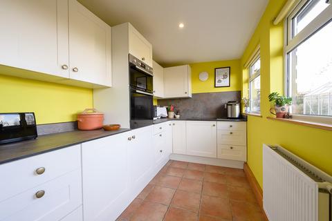 undefined, Herberts Hill, Llangaron