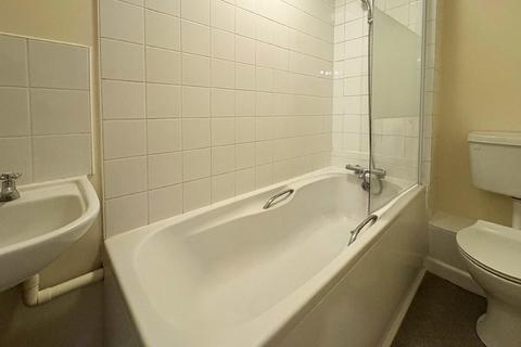 1 bedroom flat to rent, Church Street, Hertford SG14