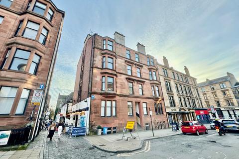3 bedroom apartment to rent, G/L, 57 Cresswell Street, Hillhead