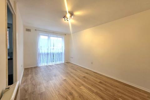 1 bedroom ground floor flat for sale, Archery Close, Harrow