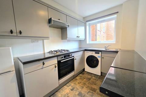 1 bedroom ground floor flat for sale, Archery Close, Harrow