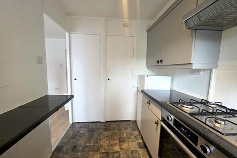 1 bedroom ground floor flat for sale, Archery Close, Harrow