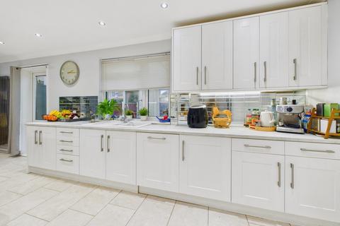 3 bedroom semi-detached house for sale, Rownhams Road, Hampshire PO9