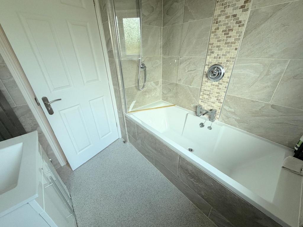 Family bathroom