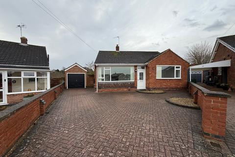3 bedroom bungalow to rent, St Bernards Close, Shepshed LE12