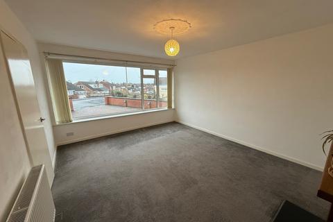 3 bedroom bungalow to rent, St Bernards Close, Shepshed LE12