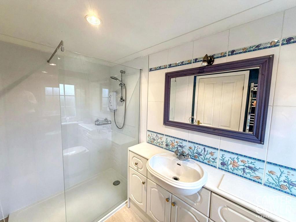 Ensuite