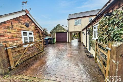 3 bedroom cottage for sale, Lutterworth Road, Gilmorton, LE17