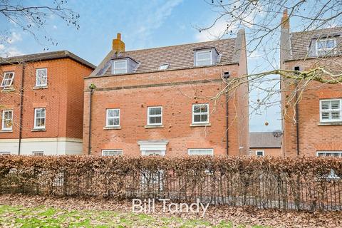 5 bedroom detached house for sale, Thropp Close, Lichfield, WS13