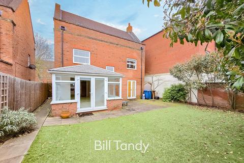 5 bedroom detached house for sale, Thropp Close, Lichfield, WS13