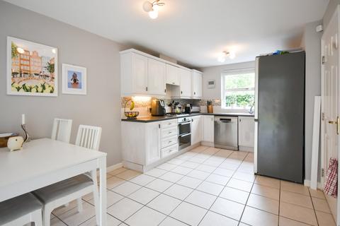 5 bedroom detached house for sale, Thropp Close, Lichfield, WS13
