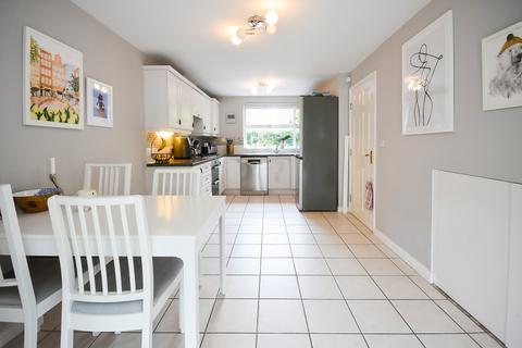 5 bedroom detached house for sale, Thropp Close, Lichfield, WS13