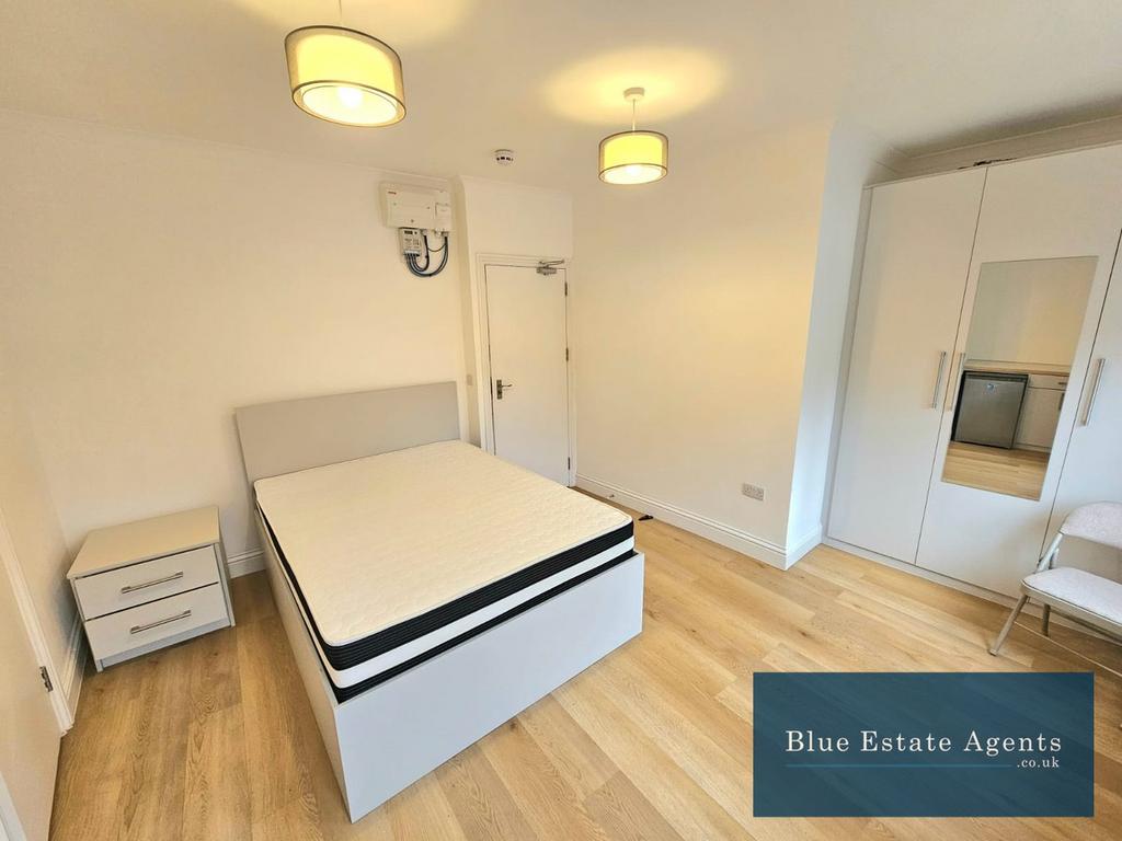 Double Bedroom