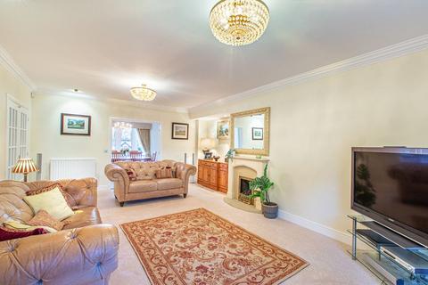 5 bedroom detached house for sale, Leeds LS16