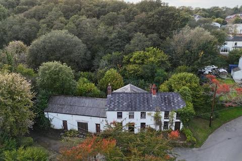 5 bedroom detached house for sale, Gelligroes Mill, Pontllanfraith, Blackwood