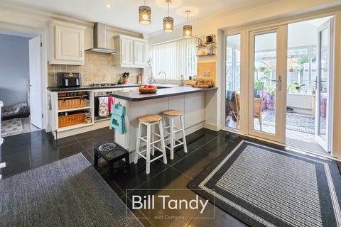 3 bedroom link detached house for sale, Jackman Road, Fradley, Lichfield, WS13