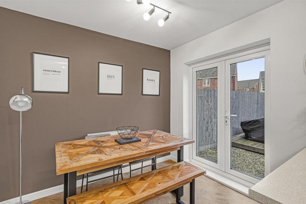 44 Parc Panteg-10.jpg