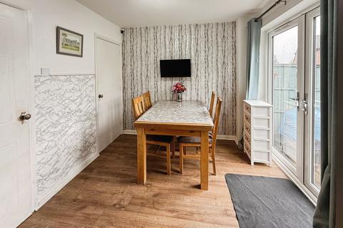 3 bedroom semi-detached house for sale, Dunmaster Way, Telford TF3