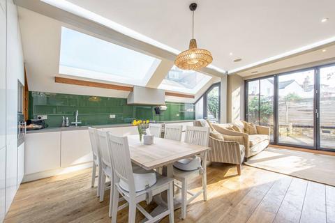 2 bedroom flat for sale, Donaldson Road, Queen's Park, London, NW6