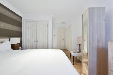 2 bedroom flat to rent, Harewood Avenue, Marylebone, London, NW1