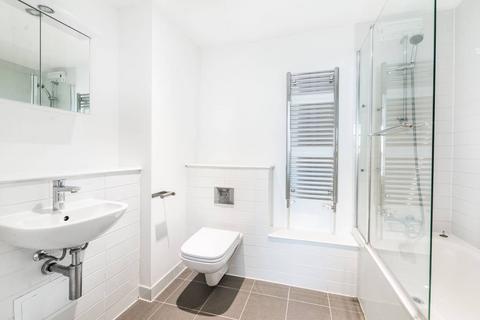 2 bedroom flat to rent, Abbeville Apartments, Barking, IG11