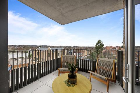 2 bedroom apartment for sale, North Gate Park, St Ann's Road, N15