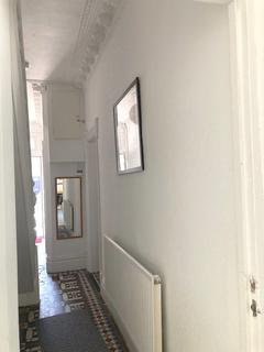 5 bedroom terraced house to rent, Malefant Street, Cardiff CF24
