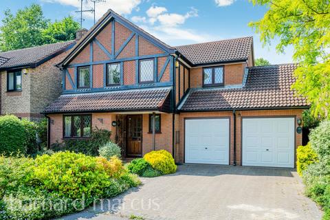 4 bedroom detached house for sale, Cotland Acres, Redhill