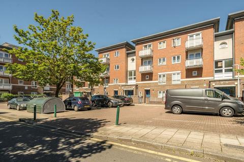 2 bedroom flat to rent, Lambeth Walk, London SE11