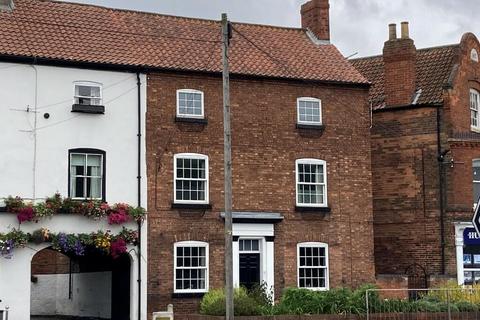 undefined, Moorgate, RETFORD