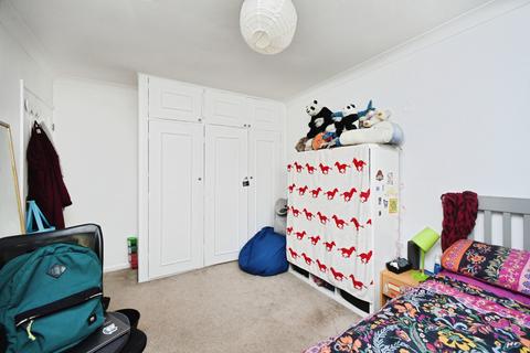 2 bedroom flat for sale, Curwen Place, Brighton, BN1