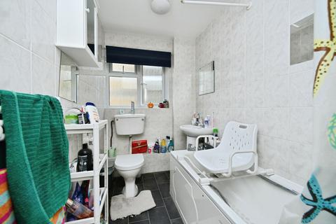 2 bedroom flat for sale, Curwen Place, Brighton, BN1