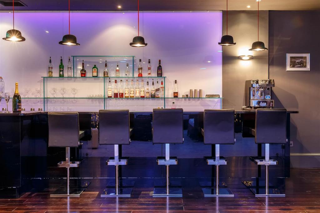 Bar Feature
