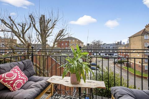 2 bedroom flat for sale, 2 Thompson Avenue, London, SE5