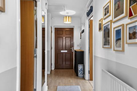 2 bedroom flat for sale, 2 Thompson Avenue, London, SE5