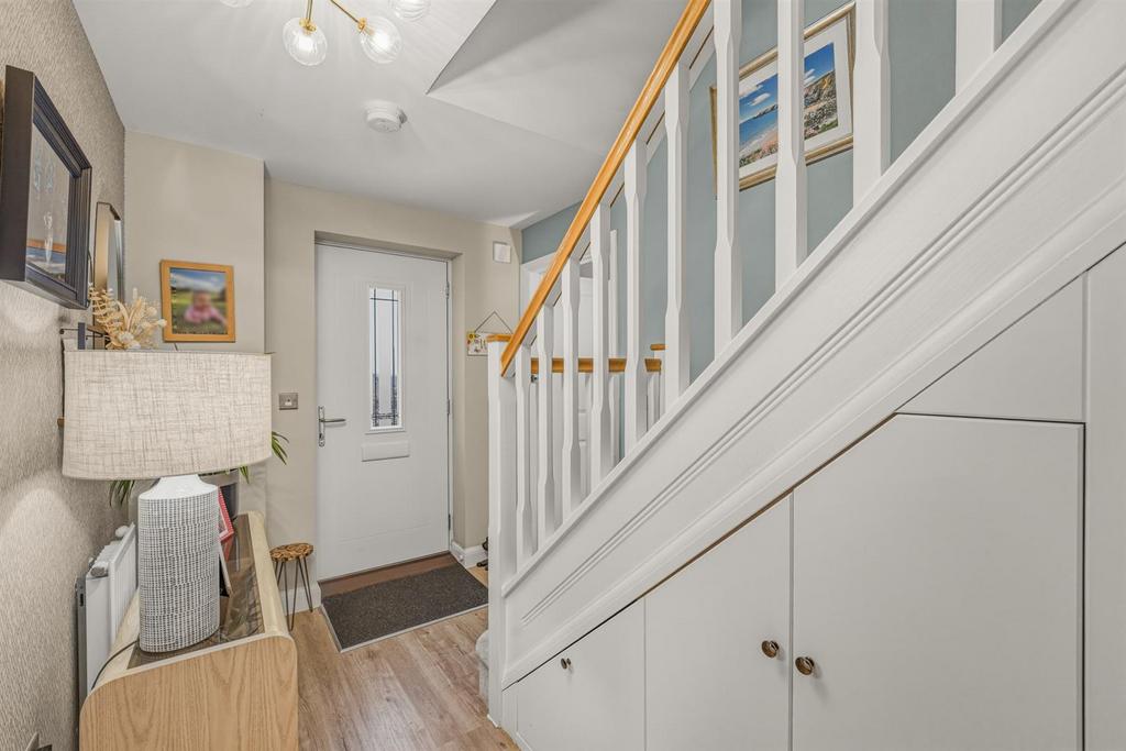 21 Midsummer Rd-4.jpg