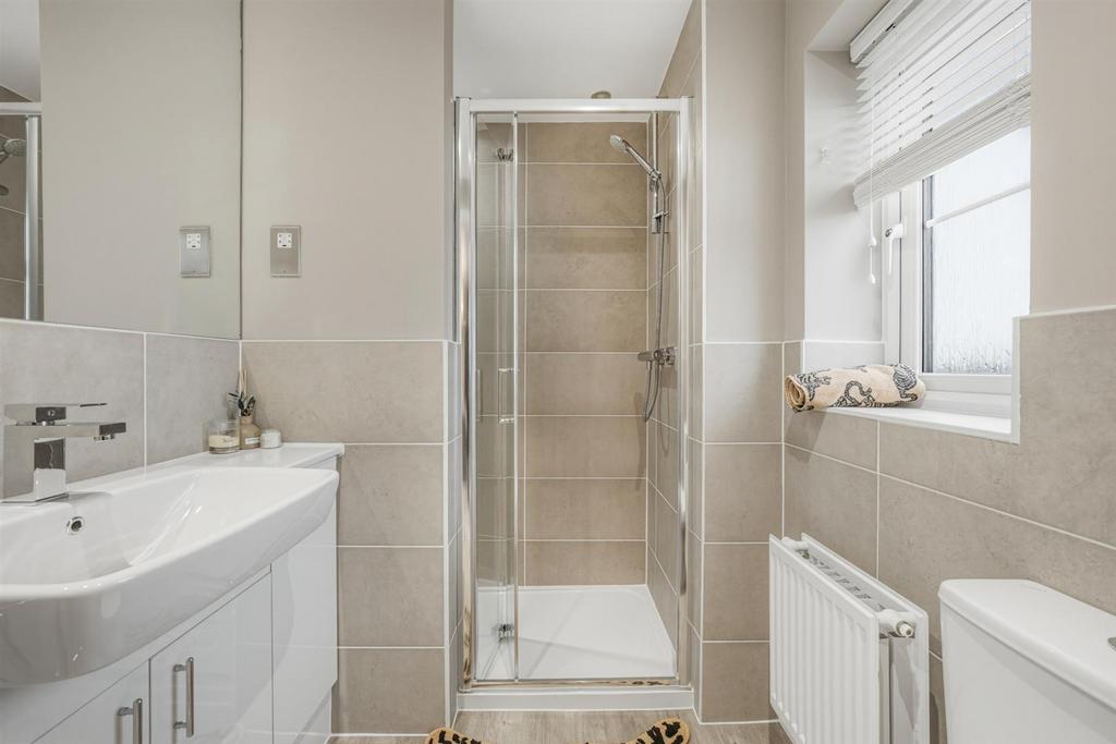 21 Midsummer Rd-35.jpg