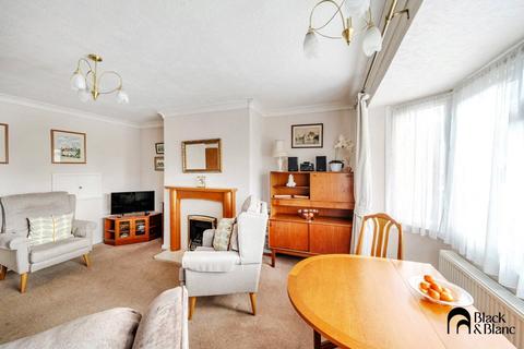 2 bedroom maisonette for sale, Croydon Road, West Wickham, Bromley, BR4