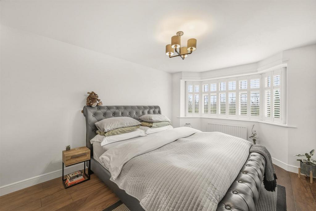 53 Lansdowne Gardens-20.jpg