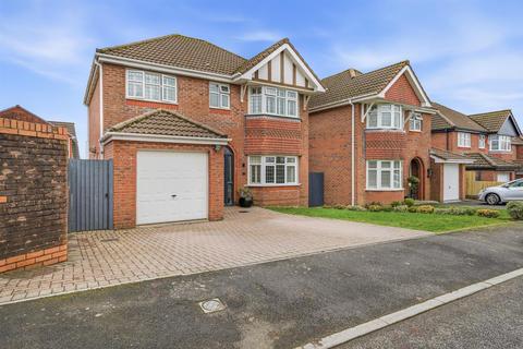4 bedroom detached house for sale, Lansdowne Gardens, Cwmbran NP44