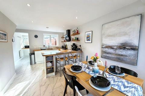 3 bedroom detached house for sale, Juniper Close, Lutterworth, LE17