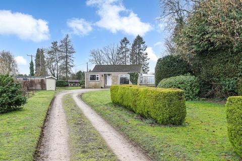 3 bedroom bungalow for sale, Whiteway, Stroud