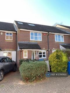 3 bedroom terraced house to rent - Abbotswood Road, London, SE22