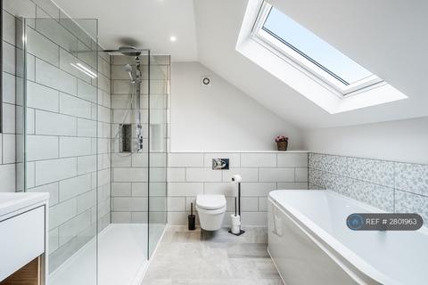 undefined, Brighton Road, Addlestone, KT15