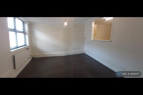 1 bedroom flat to rent, Monk Street, London, SE18
