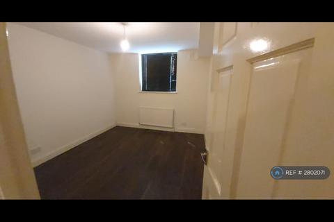 1 bedroom flat to rent, Monk Street, London, SE18