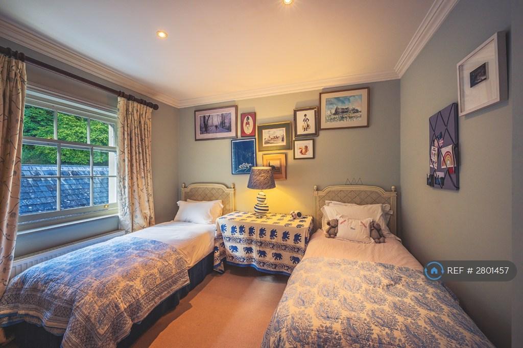 Twin Room (Ensuite)