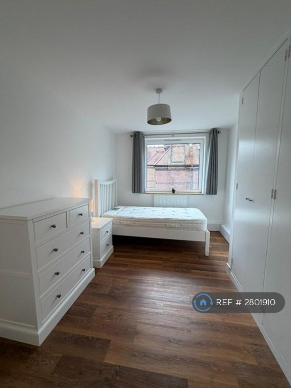 2nd Bedroom