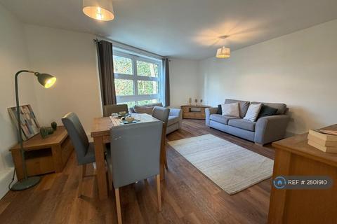 2 bedroom flat to rent, Akenside Road, London, NW3